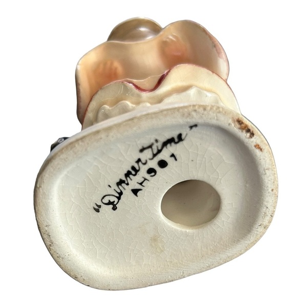 Vintage Napco Figurine Dinnertime AH 901 - Picture 4 of 4